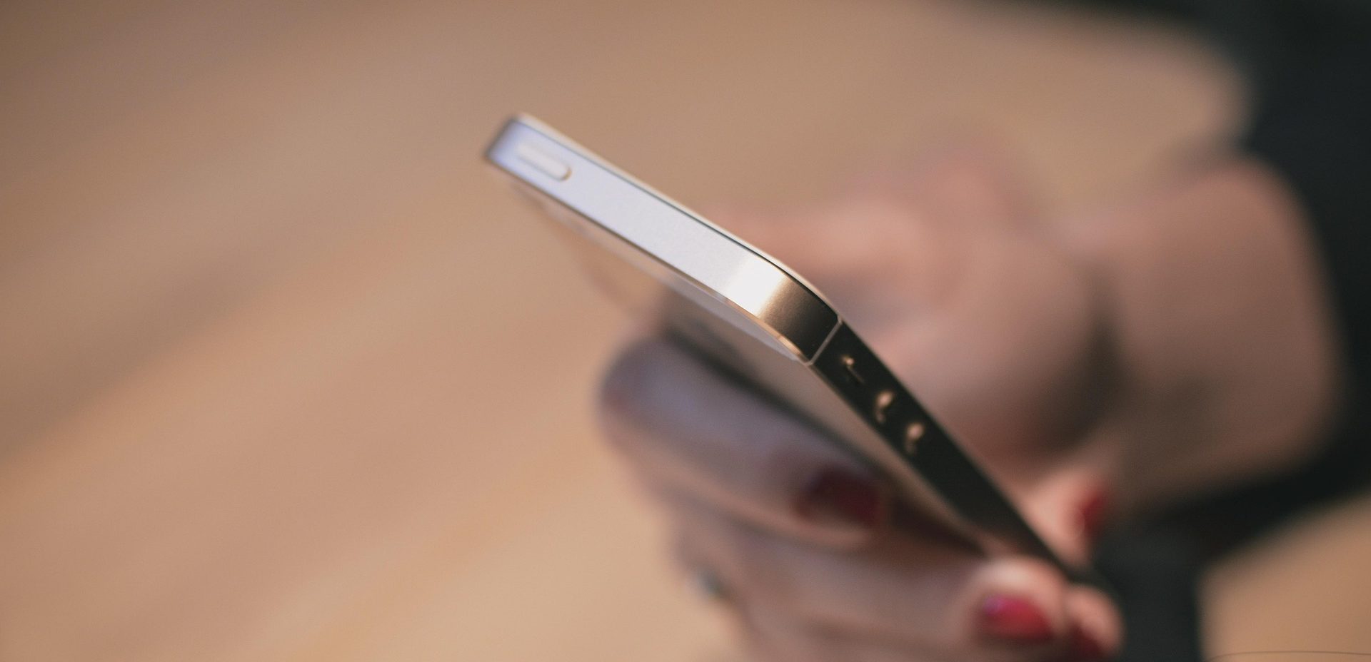 スマートフォン